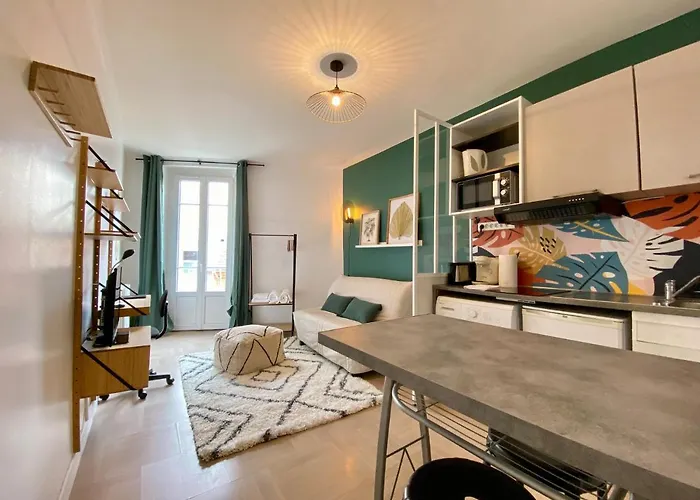 Le Tropical #confort#proche Gare شقة *